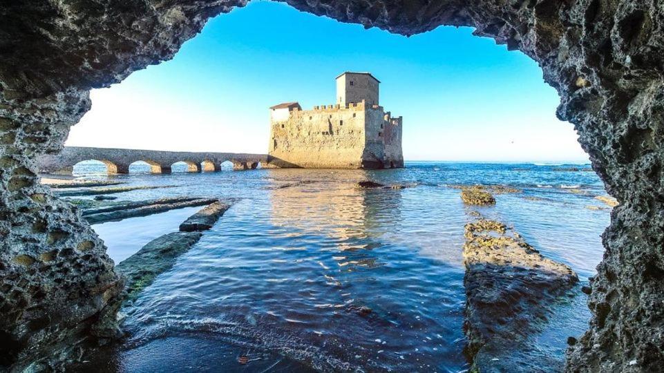 La Casa Degli Artisti 1 Hotell Nettuno Exteriör bild