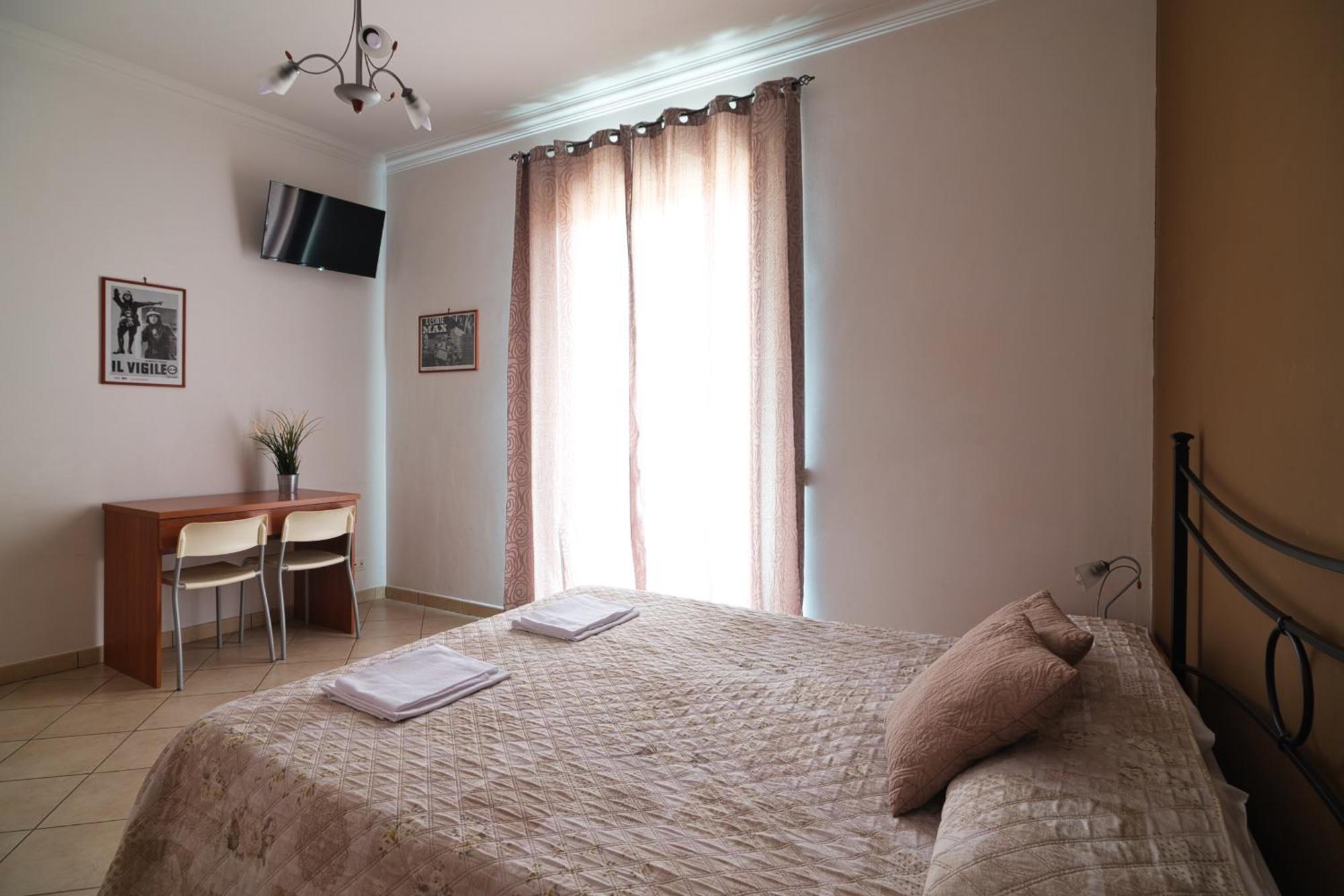 La Casa Degli Artisti 1 Hotell Nettuno Exteriör bild
